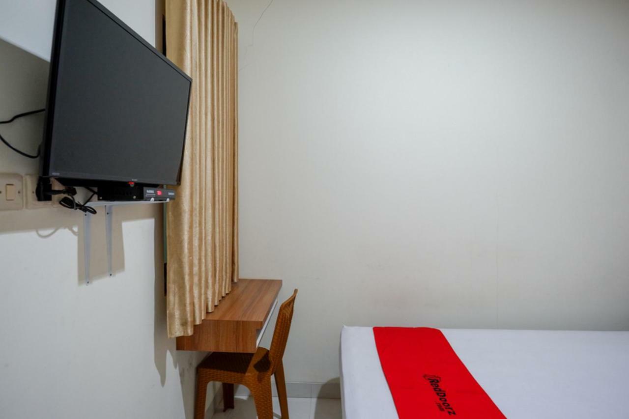 Reddoorz Near Living Plaza Purwokerto Hotell Exteriör bild